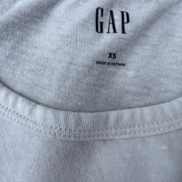 Gap Tank top, white, scoop neck with GAP logo on front, women's size XS - Picture 5 of 5